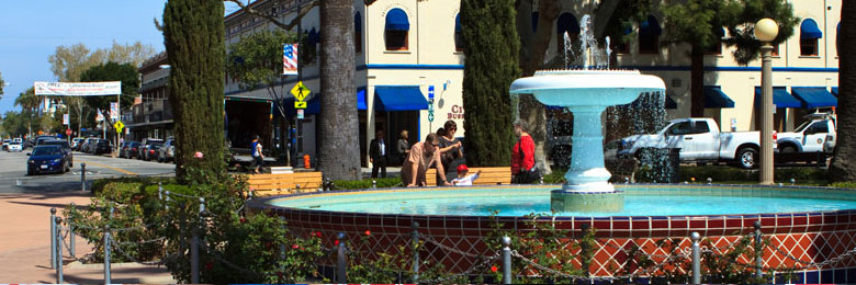 The fountain at the Old Towne Orange circle close to Chapman University