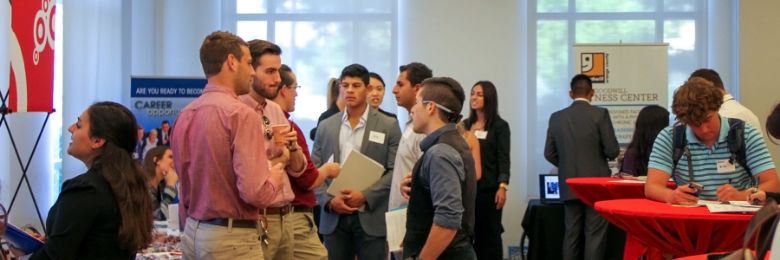 students attending the School of Communication internship expo