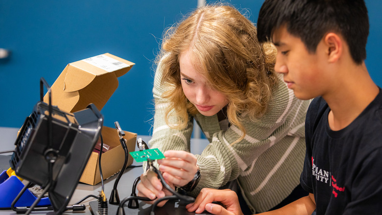 Students working on an engineering project