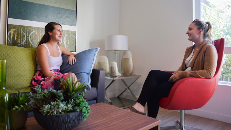 Two Chapman students in an apartment